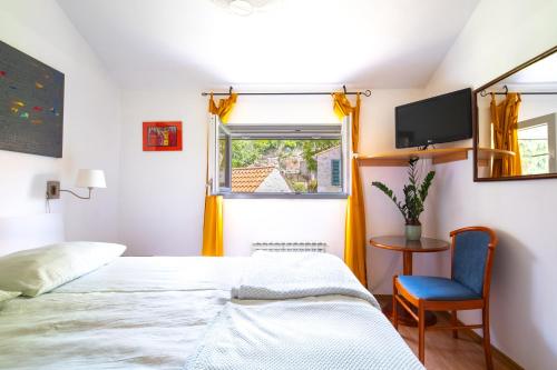 One Bedroom Apartment A2