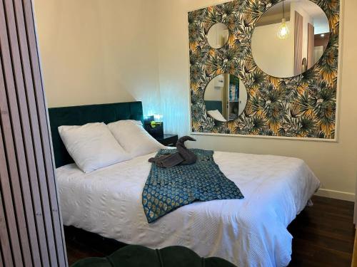 Little Charenton close Paris in Bois de Vincennes