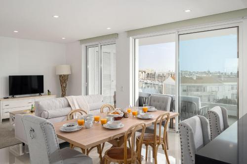 Lagos Marina View 3 With Pool by Homing - image 2