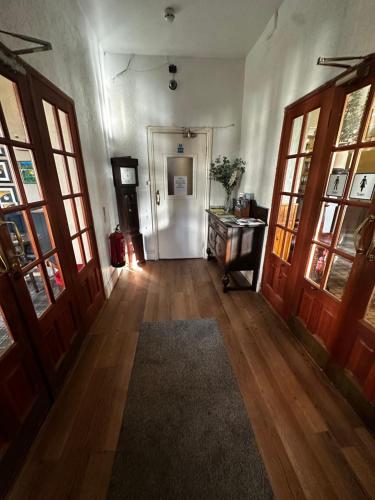 Ecclefechan Hotel in 艾克雷夫城