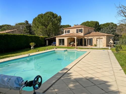 Villa Saint-Maximin-la-st-baume - Location, gîte - Saint-Maximin-la-Sainte-Baume