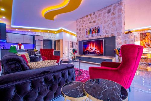 villa mira queen in Saribelen