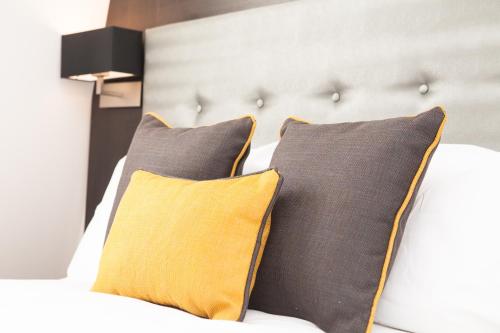 The Tudor Inn Hotel – London