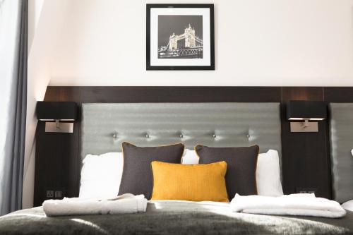 The Tudor Inn Hotel - image 3