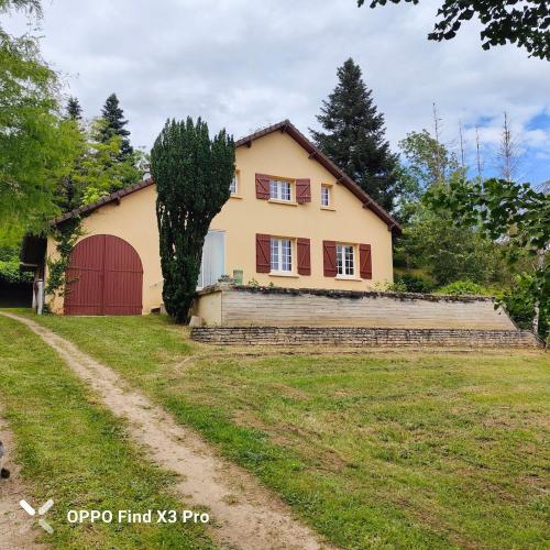 La maison au Vert gîte à louer Champs-sur-Yonne