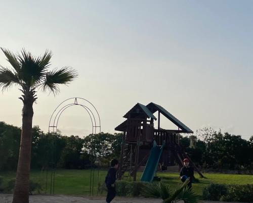 Playground, OASIS BEACH APPARTEMENT MEUBLe RESIDENCE FERMEE AVEC PISCINE TAMARIS 2 SIDI RAHAL in Sidi Rahal