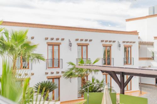 641038336 Seven Crown La Paz Centro Historico