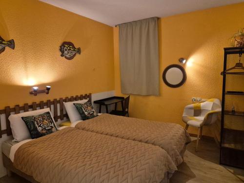 2 twin beds