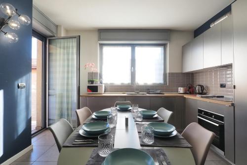CITY CENTER - Modern flat with PARKING and WIFI - Apt A, Bergamo (Foto 6)