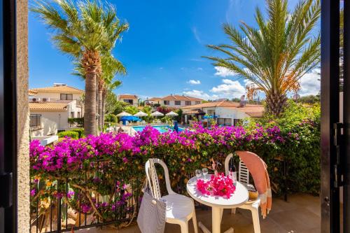 Tavros Hotel Apartments - image 13
