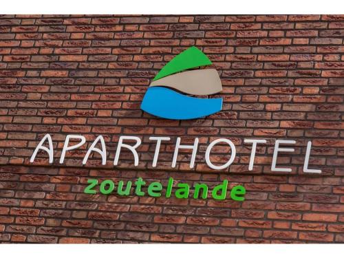 Luxury 3-person apartment within walking distance of the beach in Zoutelande - image 9