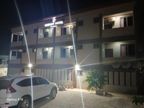 RAGANT Hotel in Cape Coast