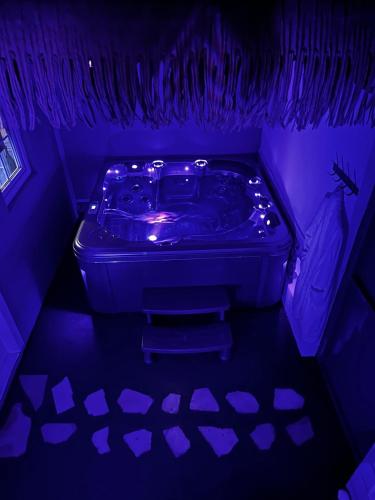 Suite Cristal Jacuzzi Privé - Location saisonnière - Kourou