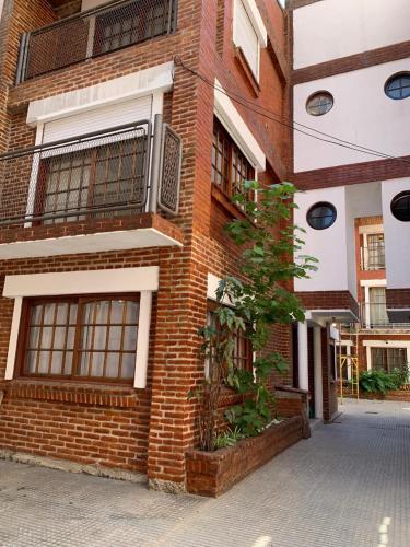 Exterior view, Kairos in Boca