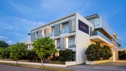 ザ セベル メルボルン キュー