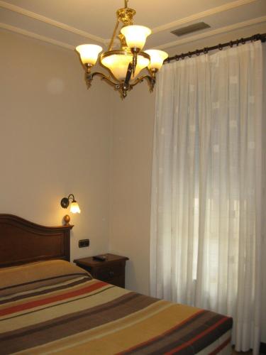 Hostal Granada - image 11