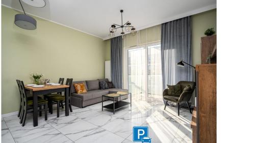 Prymasa Tysiąclecia 83A Separate Bedroom Free Garage By Perfect Apart 634 & 635, Warsaw