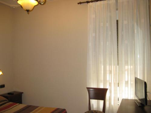 Hostal Granada - main image