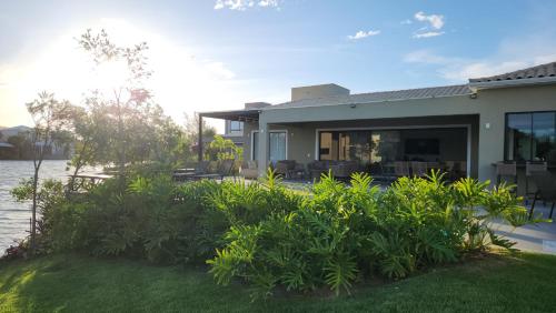 Casa do Lago Búzios Rio (Casa do Lago Buzios Rio) in Vila Luiza
