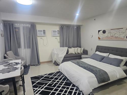 Style Residences- IML Spaces RM 728 Building B, Oton