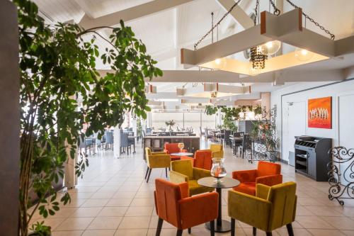 Hôtel Restaurant La Citadelle - image 2