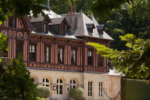 Le Pavillon De Gouffern B&B