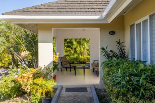 Jardín, KK'S Elite Escape with SOLAR in Plantation Village