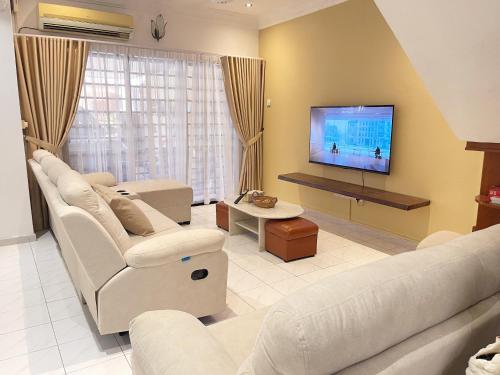 Golden House 18, Ipoh