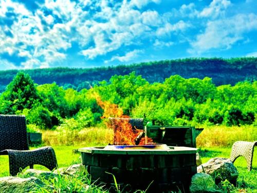 The Yuzu stunning mountain retreat with hot tub in Gardiner (NY)