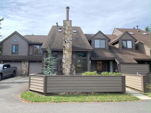 Seven Springs Sunridge 3 Bedrooms Deluxe Condo - image 9