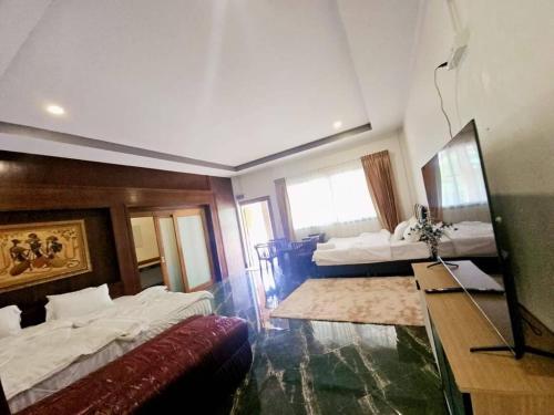 ห้องเตียงแฝดพร้อมลานระเบียง (Twin Room with Terrace)
