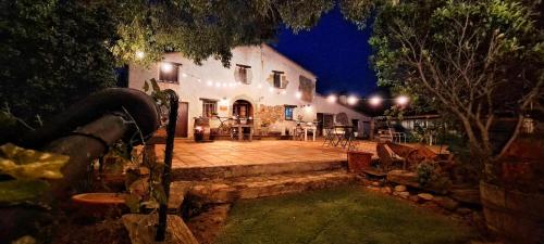 Hotel Rural Masía Can Felip 4