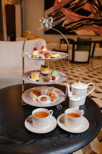 Art Deco Executive Room - Welcome Benefits  & Afternoon Tea  *1 upon check in day per stay room in TUI BLUE Yangtze Shanghai