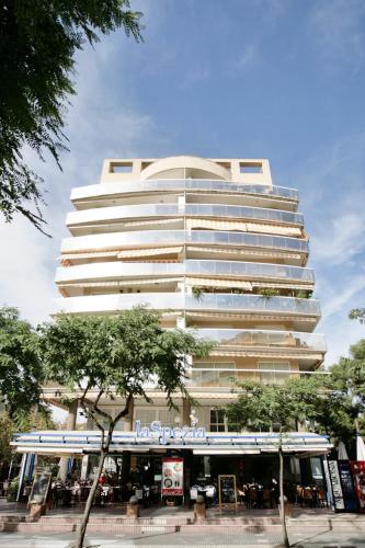 Park Suites Salou - image 9
