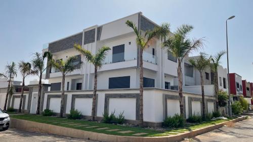 Villa Magnolia Meknès Oasis de paix pour famille – khách sạn tại Quartier El Mansour