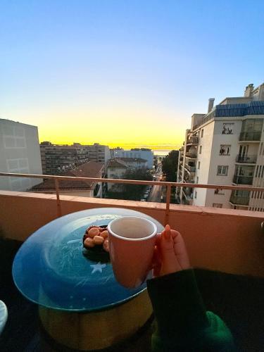 Votre COCON Niçois Appart Vue Mer, Nizza