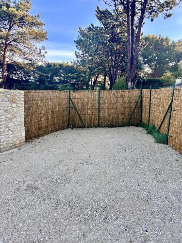Mazet Leajo – Eygalières, NY