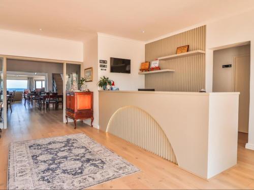 Бізнес Центр, Sandbaai Country House in Германус