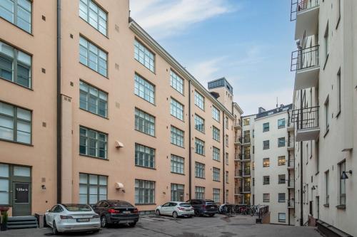 Scandinavian attic apartment in the city center in Töölö