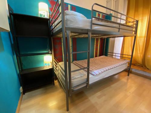 Double Room with Shared Bathroom image 10