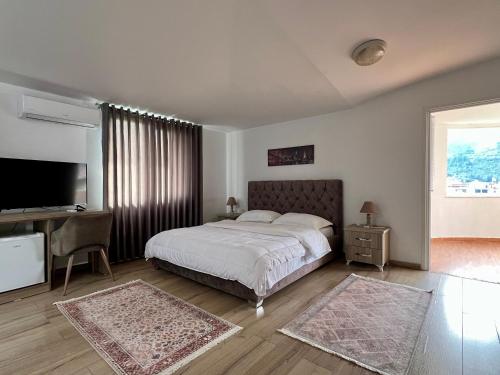 Hotel Vila Arbri – Berat, IA