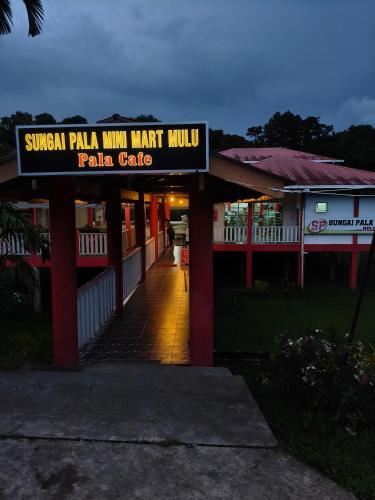 Mulu Village in Mulu