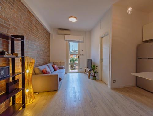 Wood Apartment - Rome Battistini, Рим (фото 9)
