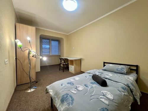 2 bedrooms, 3 beds