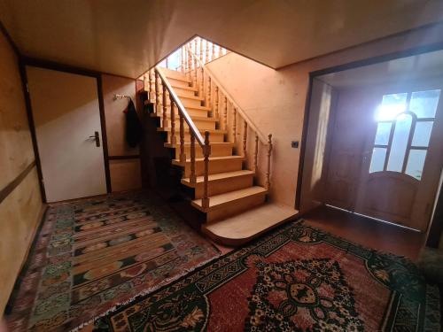 Entrada, Rufaddin's Hostel in Khinalig in Khinaliq