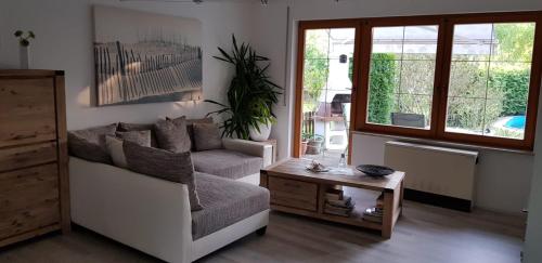 Ferienhaus RENA mit Pool in Sohland