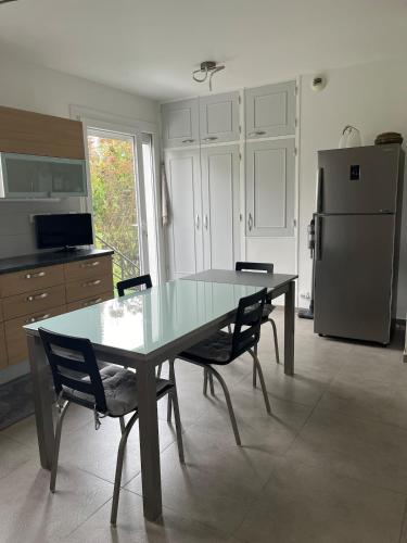 Facilities, Maison avec grand jardin - House with large garden in Fagnieres