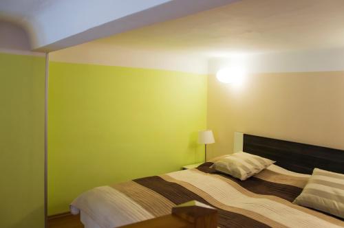 Apartment Jindrisska 25 - image 9