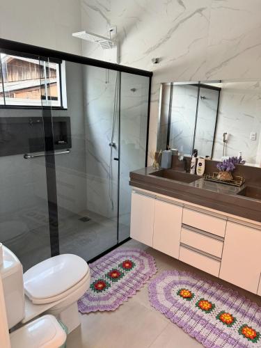 Linda casa nova 3 quartos com suite e piscina