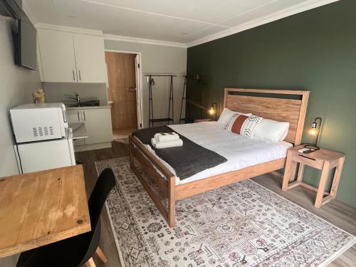 Nahoon View, Prince Room, East London